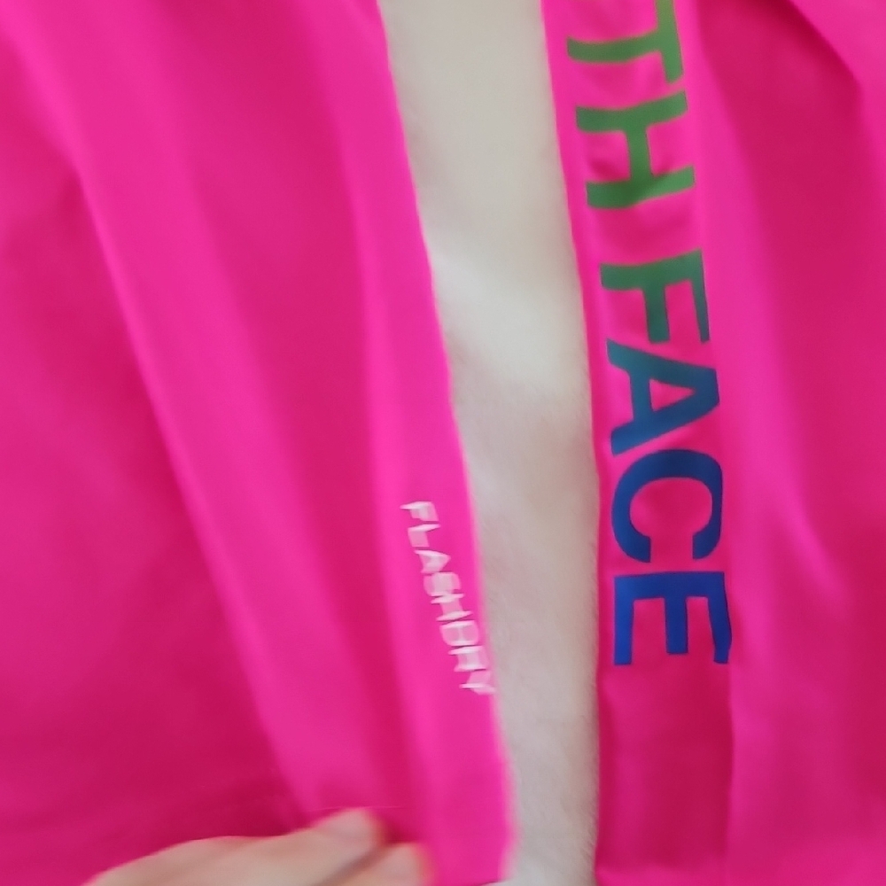 The North Face Vibrant Pink Long Sleeve Sun Tee - Picture 13 of 14